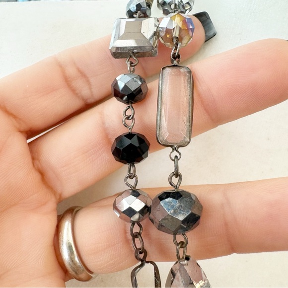 Vintage Necklace Black & Clear Glass  Plastic Faceted Beads Double Strand - Picture 5 of 7